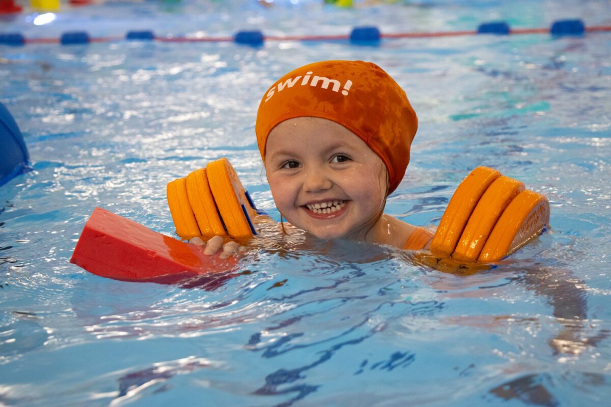 Swimming Lessons in Oldham – swim!